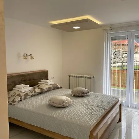 Zoranovi Konaci 펜션