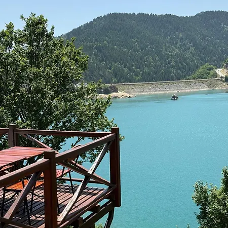 Zoranovi Konaci 펜션 Jevtici (Bajina Basta)