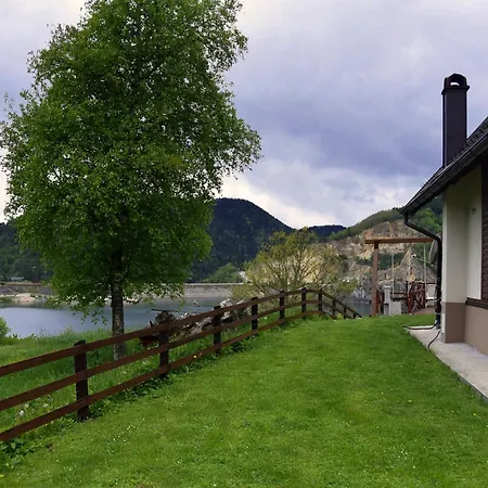 Holiday home Zoranovi Konaci *